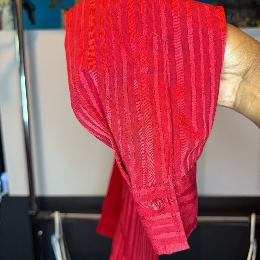 Laura Scott Woman size 20/22 Red Striped Button-Up Shirt - Picture 6 of 7